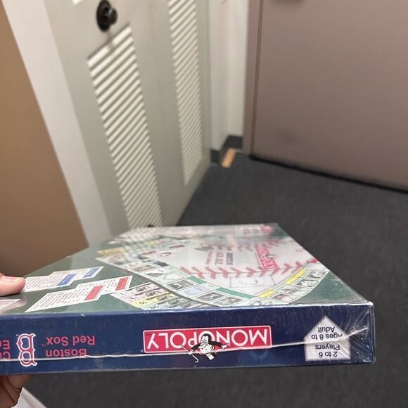 NEW SEALED Boston Red Sox Monopoly Collector's Edition w/ Pewter Tokens 2000 - Picture 7 of 7